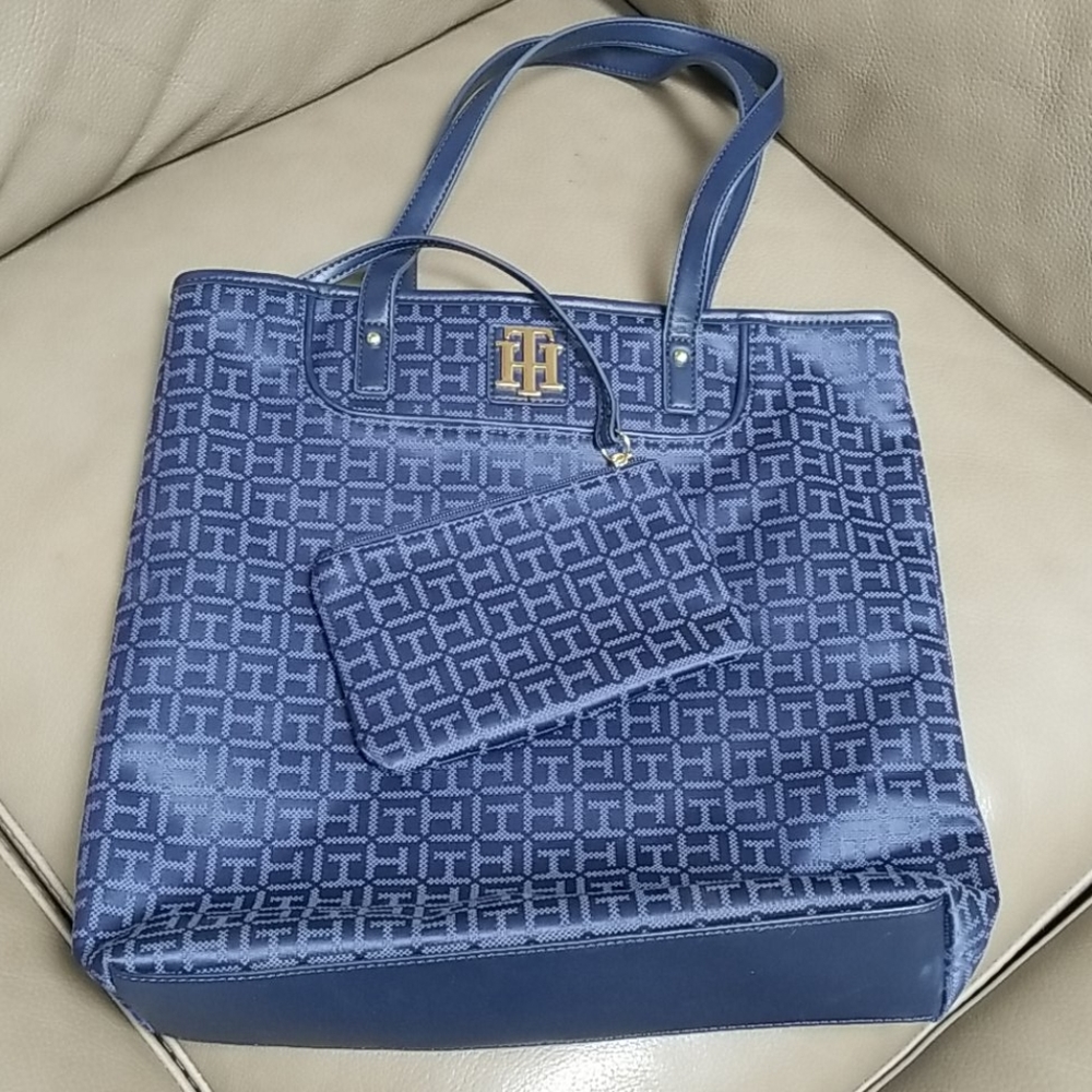 Tommy Hilfiger Purse and wallet